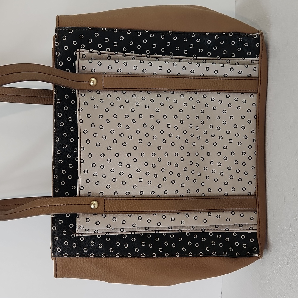 Relic by Fossil Bailey shoulder bag. Size 14 X 11" - Picture 4 of 10